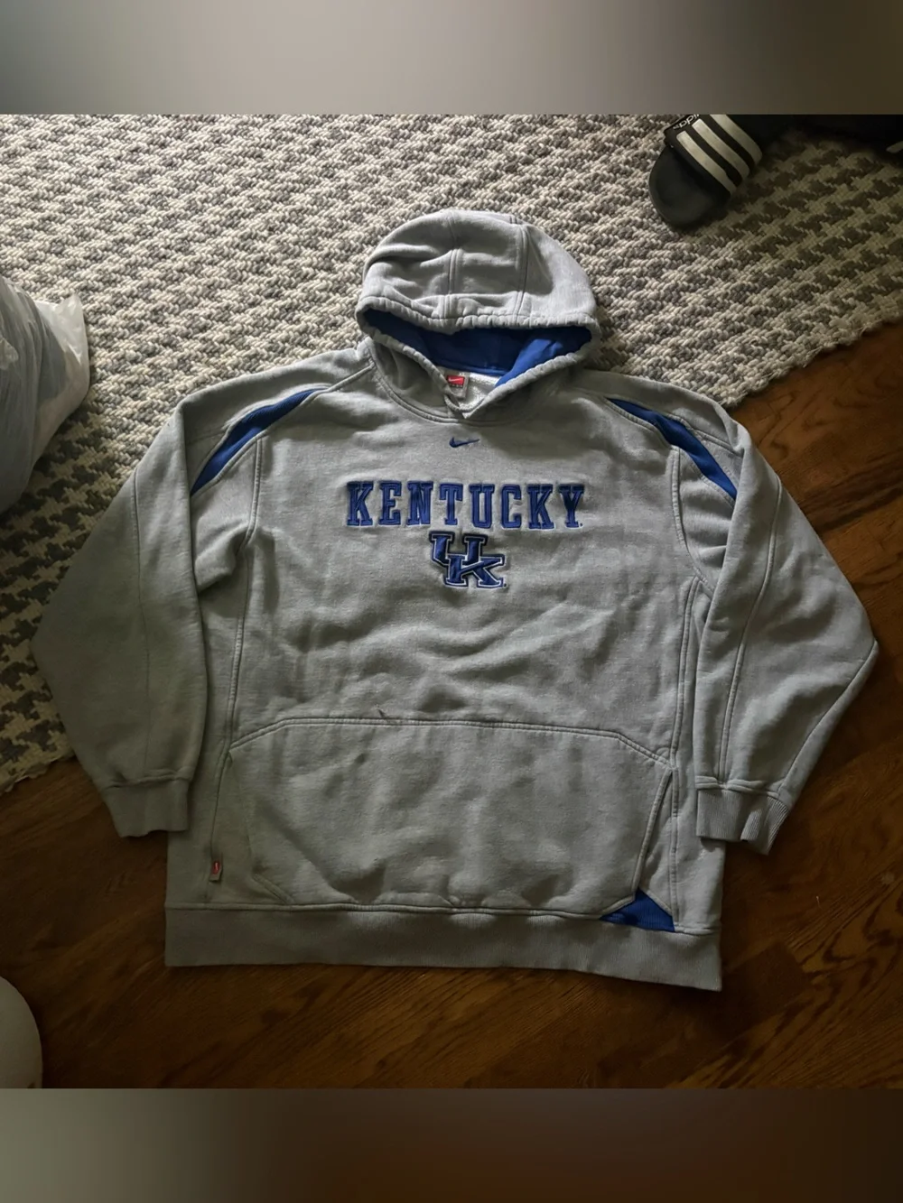 Nike team XL Center swoosh UK Kentucky  collegewear hoodie flawless 90s vintage